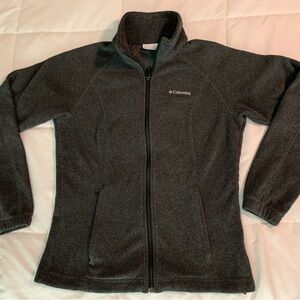 Columbia Sz S Charcoal Fleece Jacket Women’s Cut Sporty Outdoors Ready Camping
